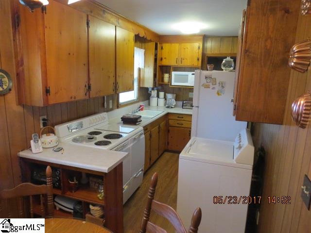 Property image 3 at 110 Ivydale Road, Greenville, SC 29609