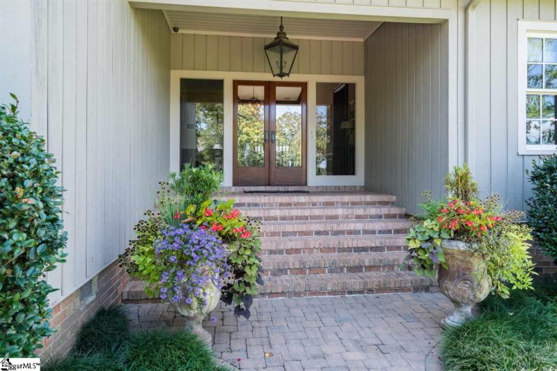 Property image 4 at 4 Huntington Court, Greenville, SC 29615