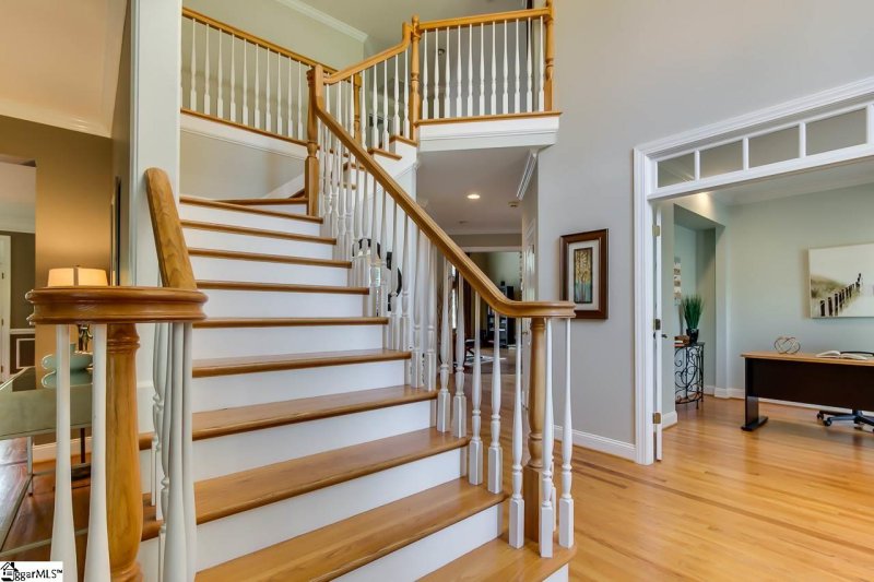 Property image 3 at 2 Juneberry Court, Greer, SC 29651