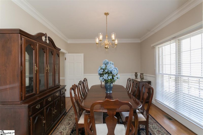 Property image 4 at 2 Windy Court, Greenville, SC 29615