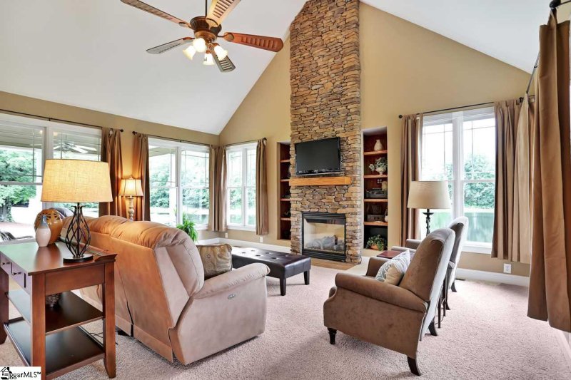 Property image 3 at 508 Memminger Court, Woodruff, SC 29388