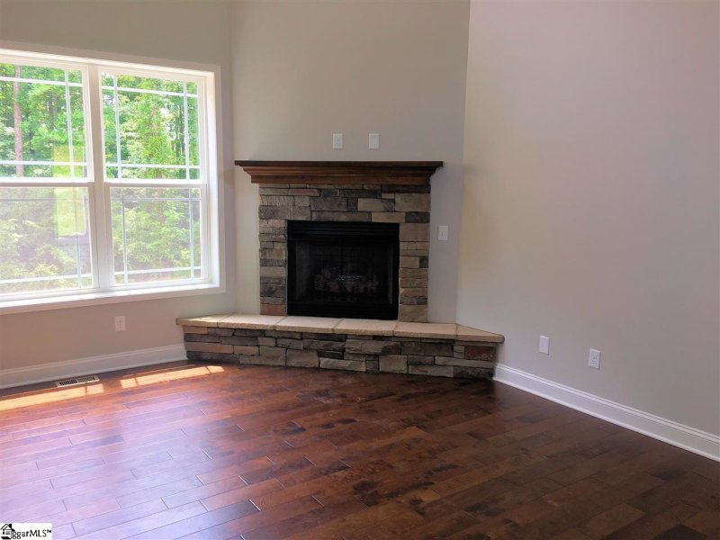 Property image 4 at 738 September Chase Road, Wellford, SC 29685