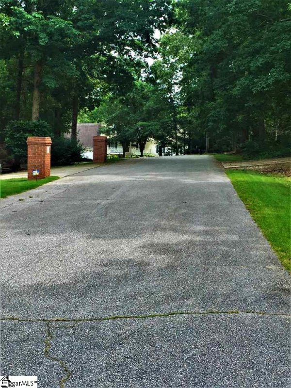 Property image 2 at 135 Fleetwood Drive, Liberty, SC 29657