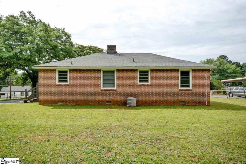 Property image 5 at 53 Vantross Lane, Greenville, SC 29607