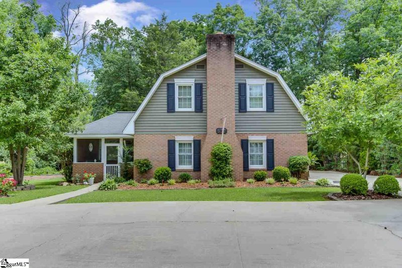 Property image 2 at 537 Rockmont Road, Greenville, SC 29615