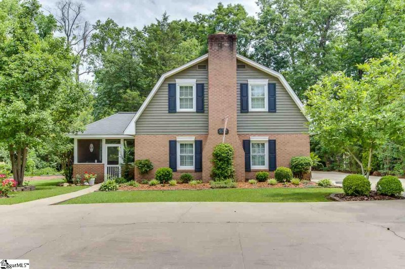 Property image 3 at 537 Rockmont Road, Greenville, SC 29615
