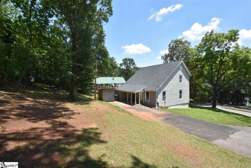 Property image 2 at 2356 Racing Road, Greer, SC 29651