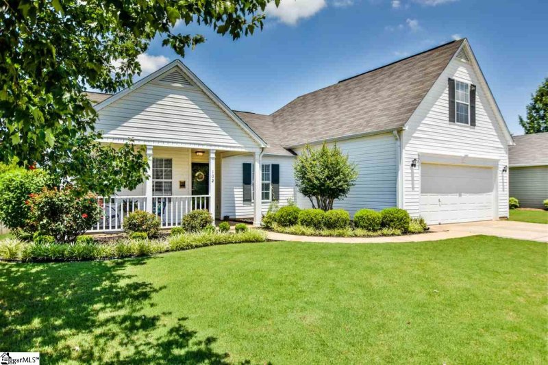Property image 2 at 102 Revis Creek Court, Simpsonville, SC 29681