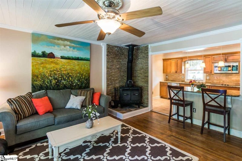 Property image 4 at 205 Farrar Lane, Greer, SC 29650