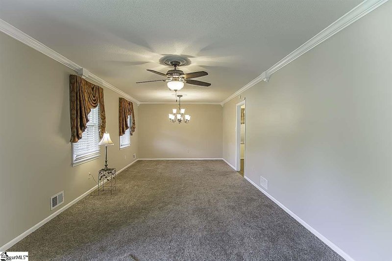 Property image 5 at 445 Royal Oak Drive, Spartanburg, SC 29302