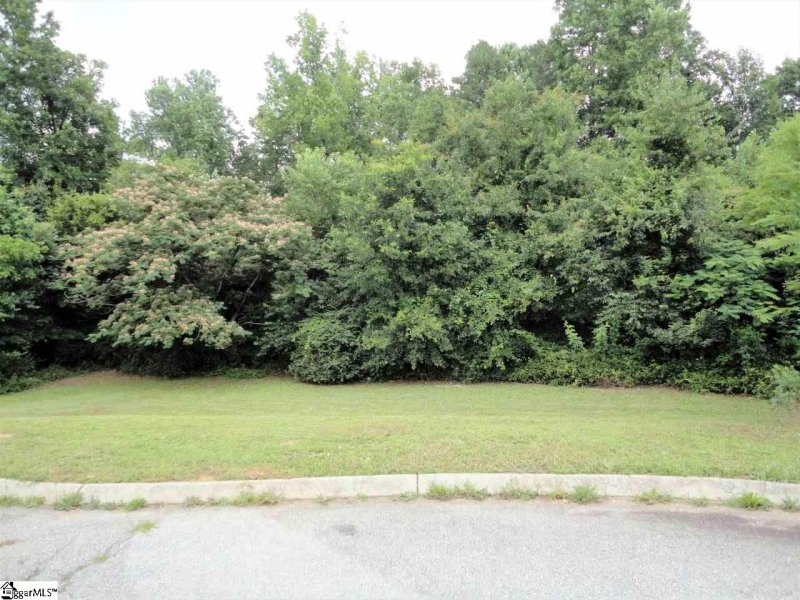 Property image 2 at 104 Baymont Court, Fountain Inn, SC 29644