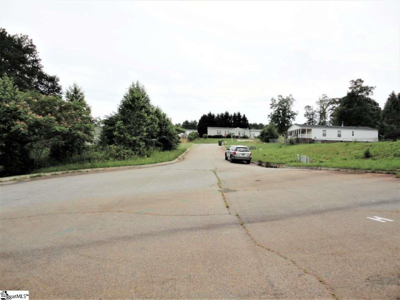 Property image 3 at 104 Baymont Court, Fountain Inn, SC 29644