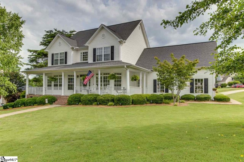 Property image 2 at 202 Grayson Drive, Travelers Rest, SC 29690