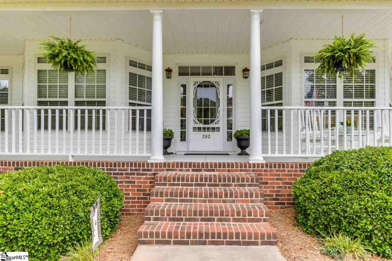 Property image 4 at 202 Grayson Drive, Travelers Rest, SC 29690