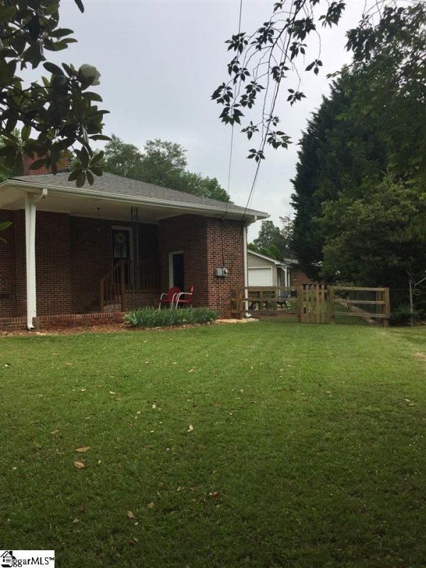 Property image 2 at 712 Watkins Road, Greenville, SC 29617