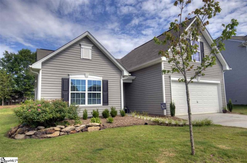 Property image 2 at 317 Engelmann Lane, Simpsonville, SC 29680