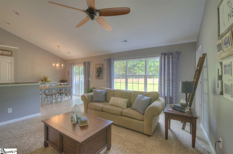 Property image 5 at 317 Engelmann Lane, Simpsonville, SC 29680