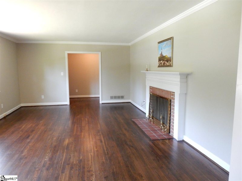 Property image 3 at 11 Ivy Trail, Greenville, SC 29615