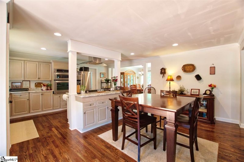 Property image 5 at 361 Lake Forest Drive, Spartanburg, SC 29307