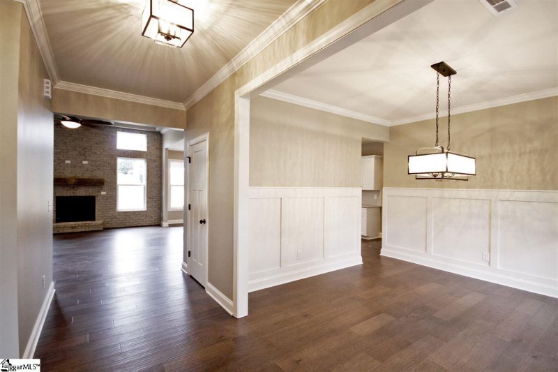 Property image 3 at 731 Brookdale Drive, Greer, SC 29651