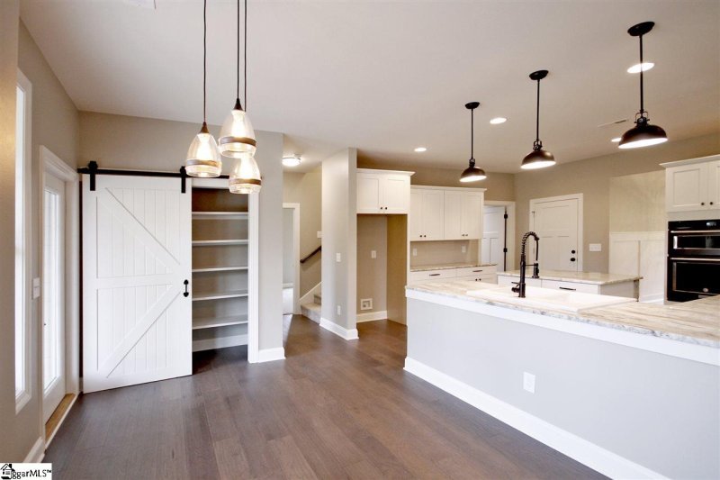 Property image 5 at 731 Brookdale Drive, Greer, SC 29651