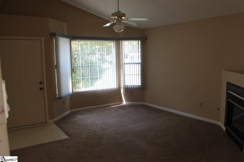 Property image 2 at 19 Lantern Lane, Greer, SC 29651