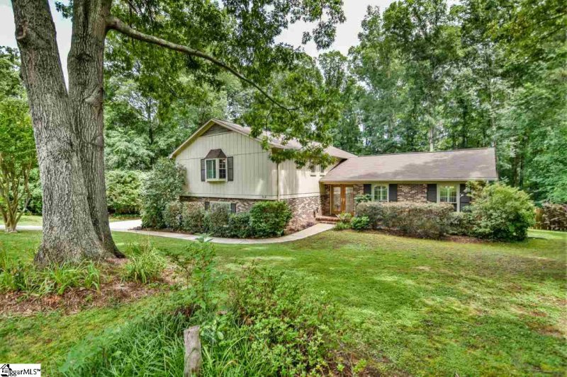 Property image 2 at 512 LANCELOT Drive, Simpsonville, SC 29681