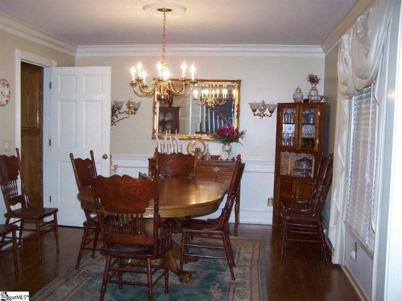 Property image 4 at 404 Crandall Drive, Greenville, SC 29607