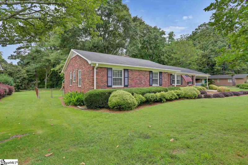Property image 4 at 112 Woodbury Circle, Taylors, SC 29687