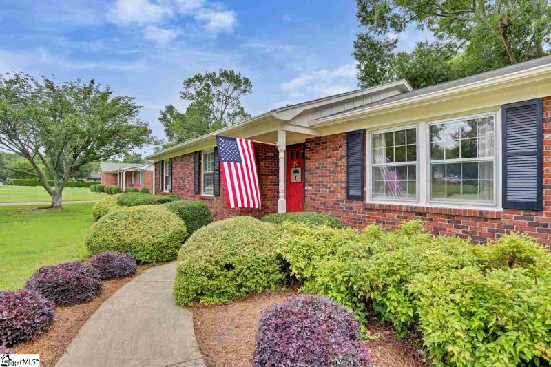 Property image 5 at 112 Woodbury Circle, Taylors, SC 29687