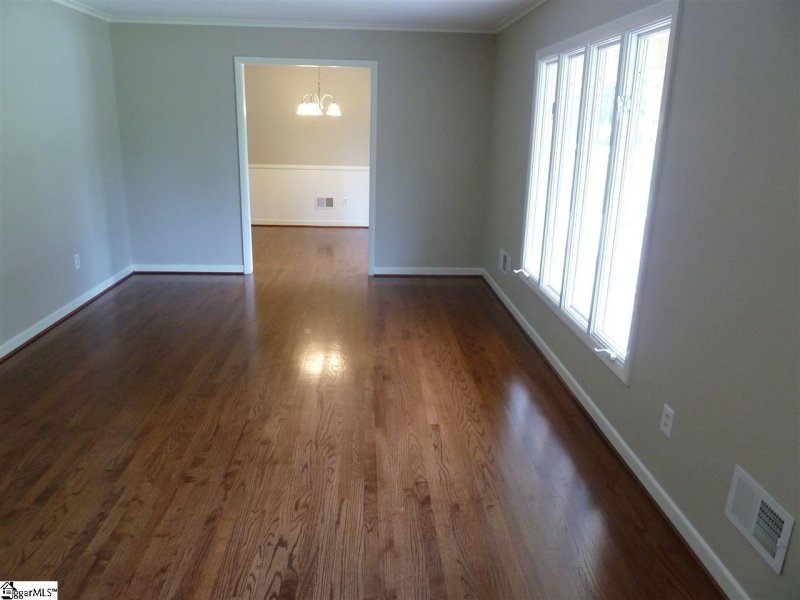 Property image 4 at 202 Woodbury Circle, Taylors, SC 29687