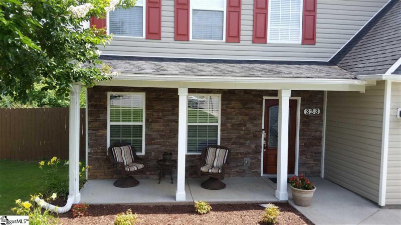 Property image 2 at 323 Collin Rogers Drive, Moore, SC 29369