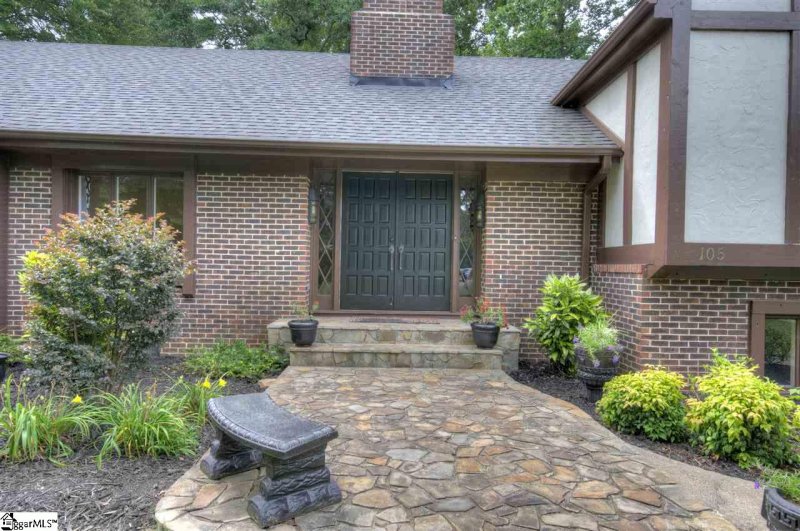 Property image 2 at 105 Lancelot Court, Simpsonville, SC 29681