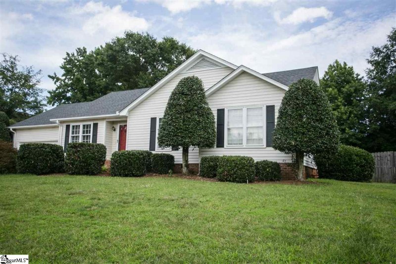 Property image 2 at 1040 Devenger Road, Greer, SC 29650