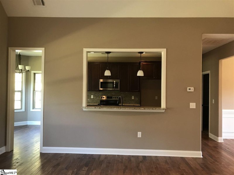 Property image 5 at 220 Cedar Knoll Way, Greer, SC 29651