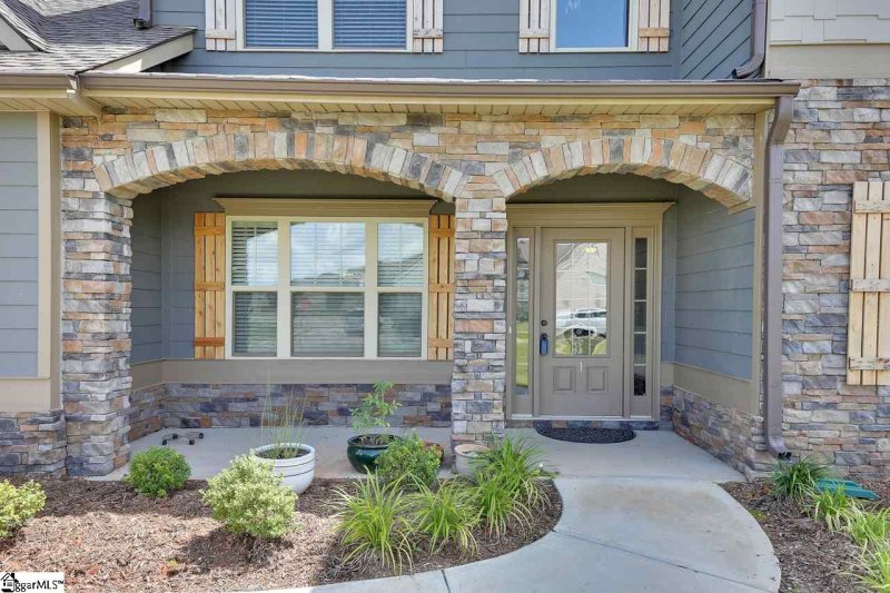 Property image 3 at 1 Sunray Lane, Simpsonville, SC 29681