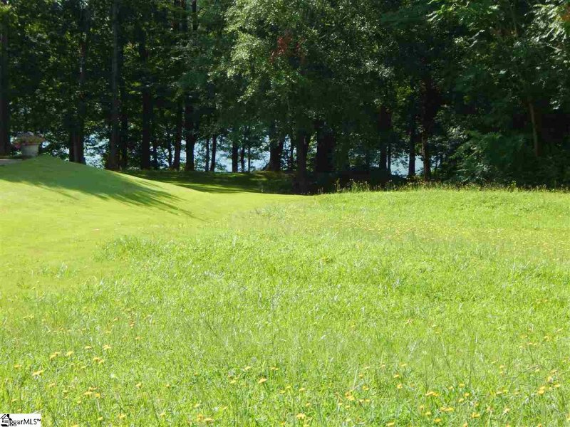 Property image 5 at 109 Shore View Court, Taylors, SC 29687