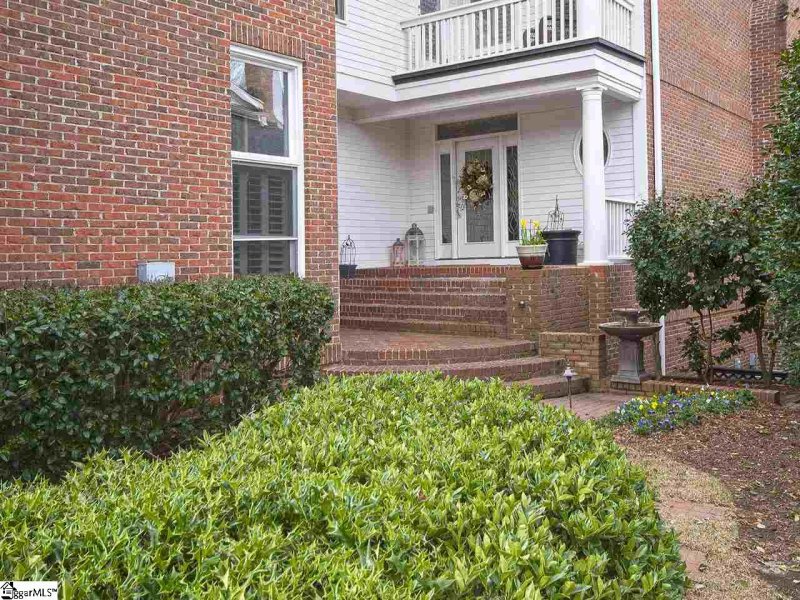 Property image 2 at 1400 Thornblade Boulevard, Greer, SC 29650