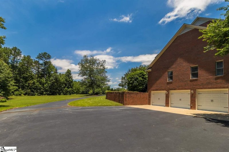 Property image 4 at 271 Ridge Way, Simpsonville, SC 29680