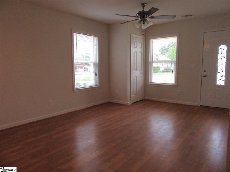 Property image 4 at 308 Old Paris Mountain Road, Greenville, SC 29609