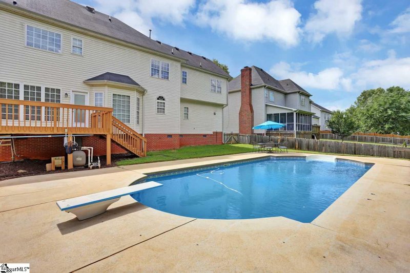 Property image 3 at 16 Hoptree Drive, Greer, SC 29650