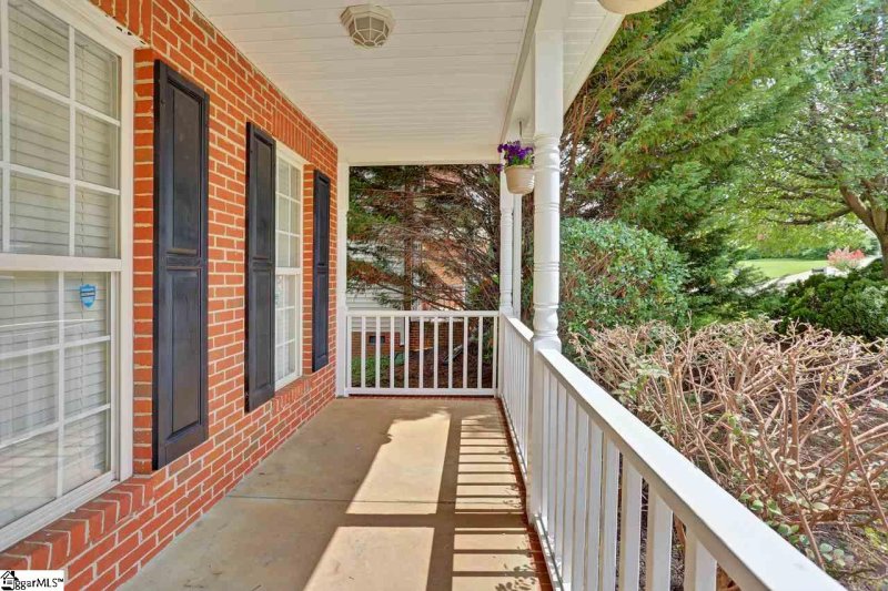 Property image 4 at 16 Hoptree Drive, Greer, SC 29650