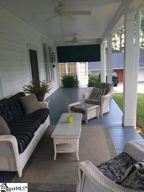 Property image 3 at 206 N B Street, Easley, SC 29640