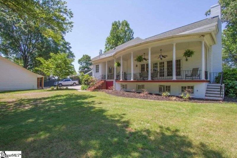 Property image 4 at 206 N B Street, Easley, SC 29640