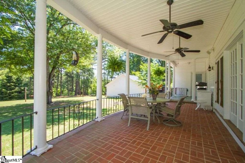 Property image 5 at 206 N B Street, Easley, SC 29640