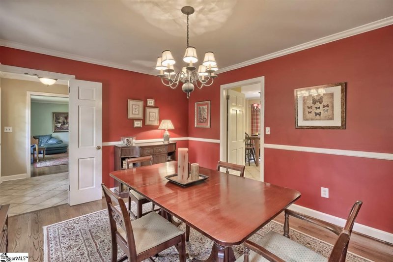 Property image 5 at 28 Doyle Drive, Greenville, SC 29615