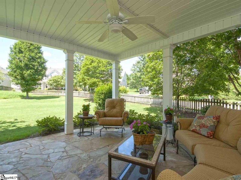 Property image 3 at 344 Surrywood Drive, Greenville, SC 29607