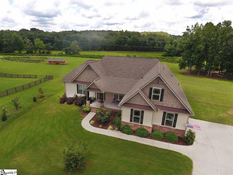 Property image 4 at 15 Fancy Lane, Travelers Rest, SC 29690