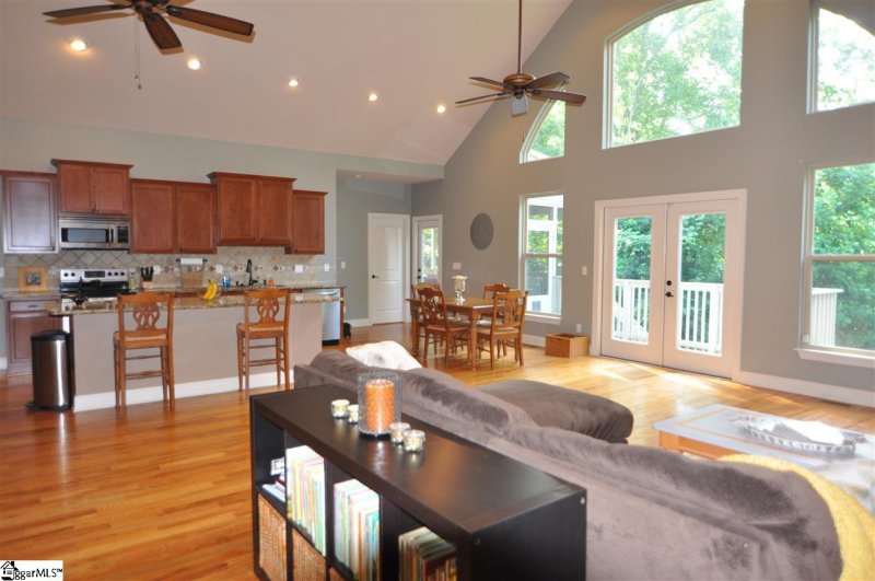 Property image 3 at 205 Quercus Run, Fountain Inn, SC 29644