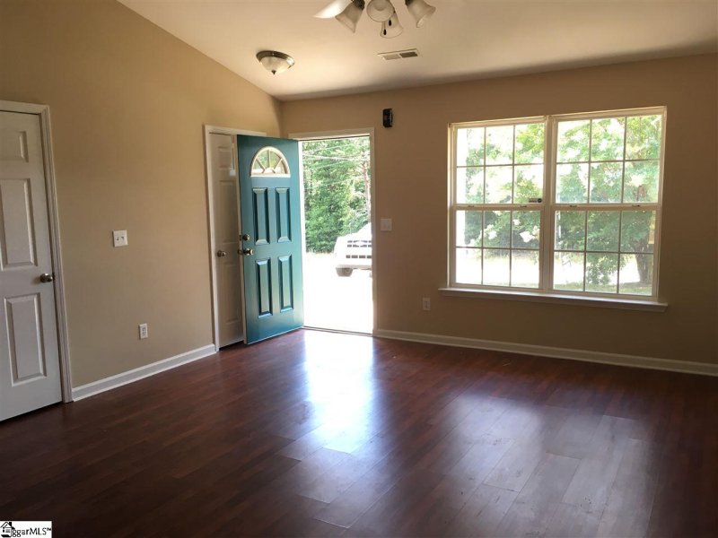 Property image 4 at 111 manhattan Boulevard, Piedmont, SC 29673